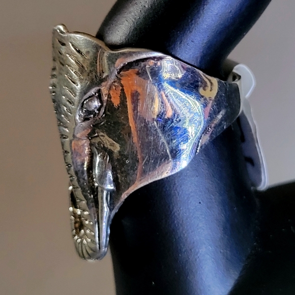 Solid 925 Silver Elephant Ring - Picture 1 of 4